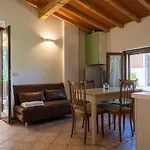 Maremma Toscana Piscina & Idromassaggio *