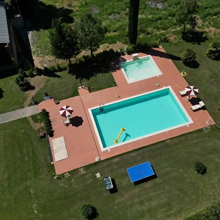 Maremma Toscana Piscina & Idromassaggio *