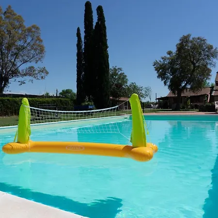 Maremma Toscana Piscina & Idromassaggio *